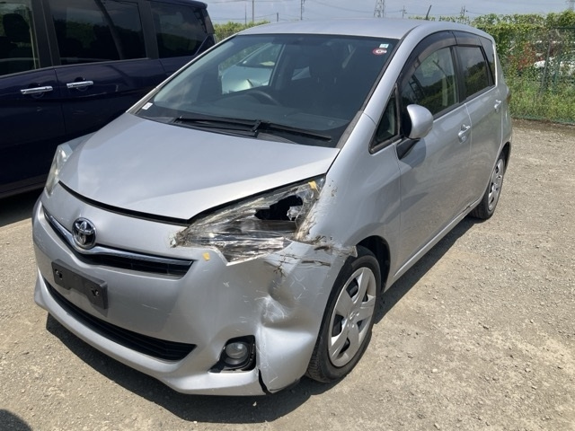 TOYOTA RACTIS 2012