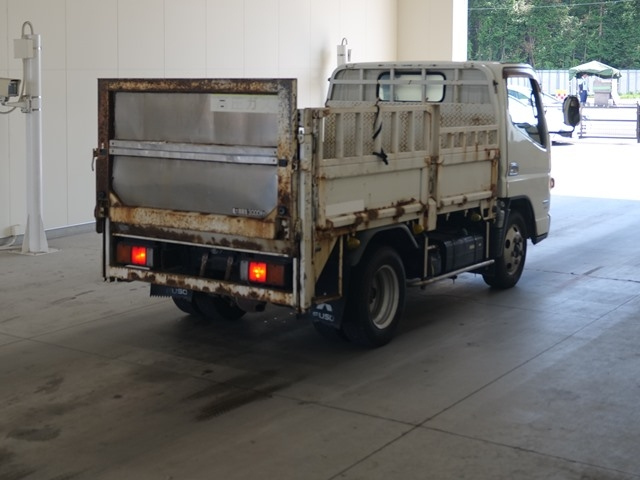 MITSUBISHI CANTER 2012