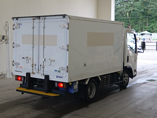 ISUZU ELF 2010