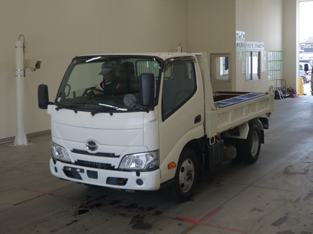 HINO DUTRO 2022