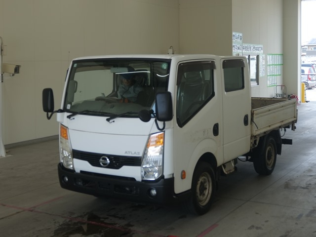NISSAN ATLAS 2012