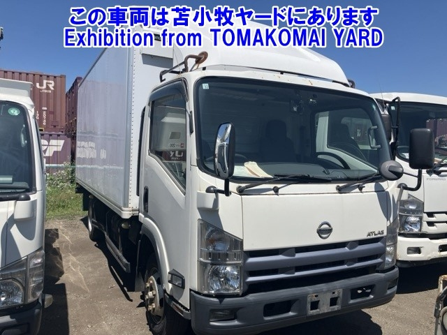NISSAN TRUCK 2010