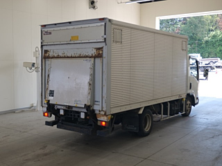 ISUZU ELF 2010