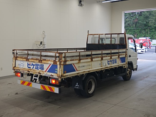 MITSUBISHI CANTER 2011