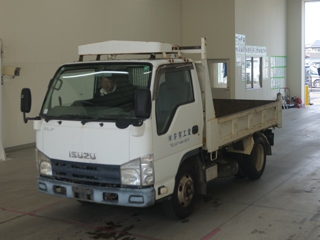 ISUZU ELF 2011