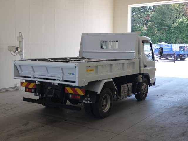 MITSUBISHI CANTER 2020