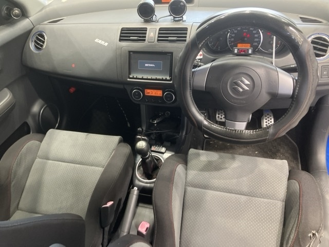 SUZUKI SWIFT 2009
