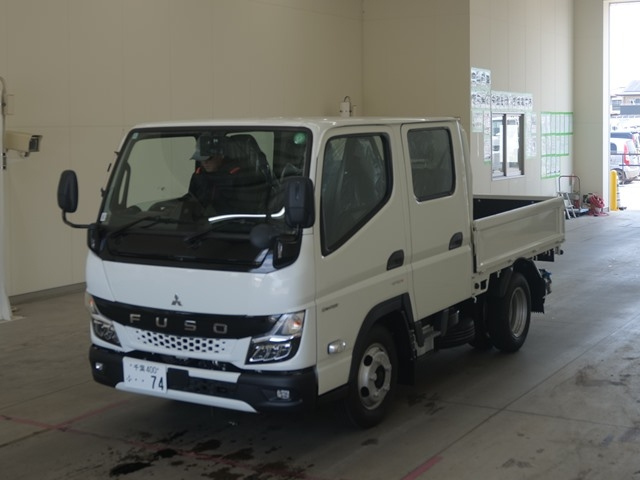 MITSUBISHI CANTER 2025