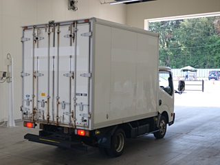NISSAN ATLAS 2013