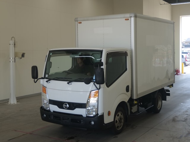 NISSAN ATLAS 2013