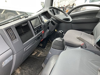 ISUZU ELF 2019