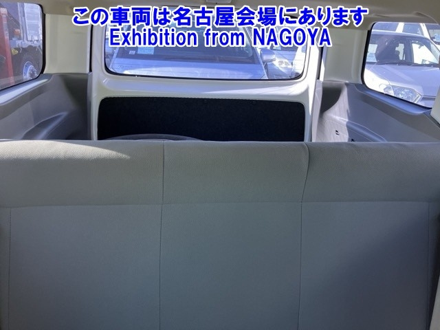 NISSAN AD 2019