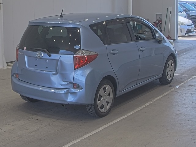 TOYOTA RACTIS 2015