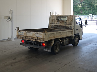 ISUZU ELF 2008