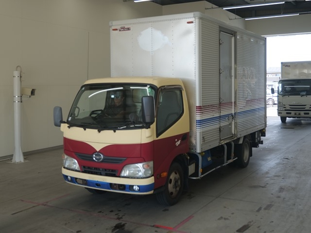 HINO DUTRO 2012