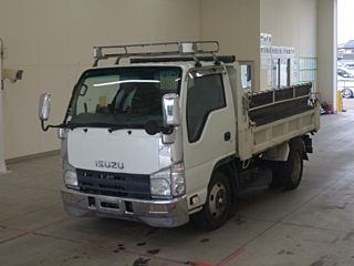 ISUZU ELF 2011