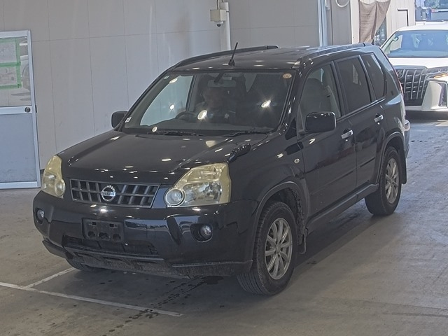 NISSAN X-TRAIL 2010