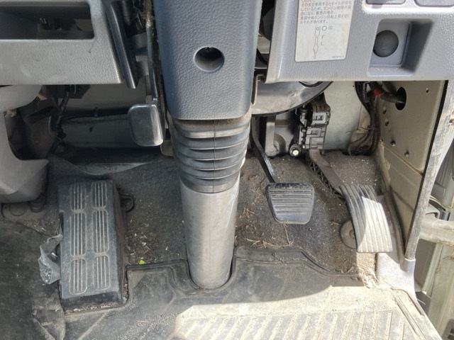 MITSUBISHI CANTER 2014