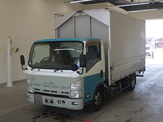 ISUZU ELF 2011