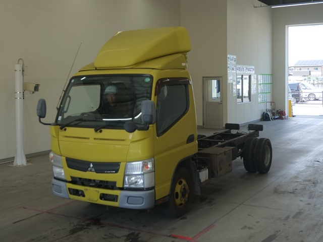 MITSUBISHI CANTER 2011