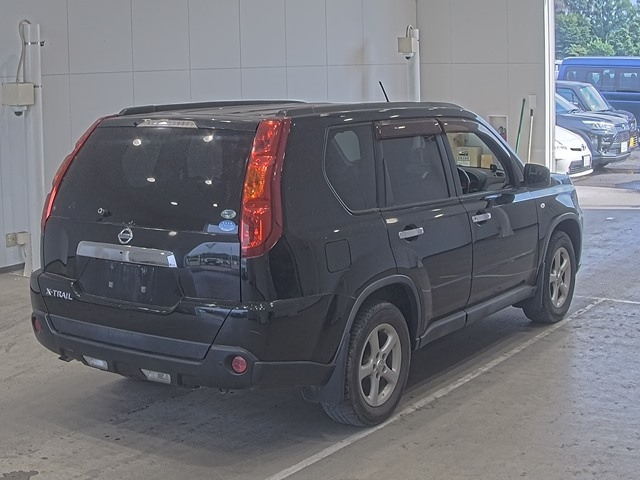 NISSAN X-TRAIL 2010