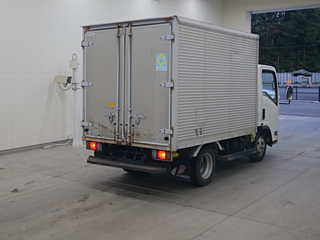ISUZU ELF 2010
