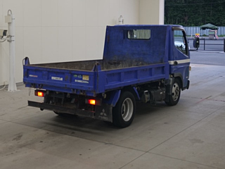 MITSUBISHI CANTER 2011