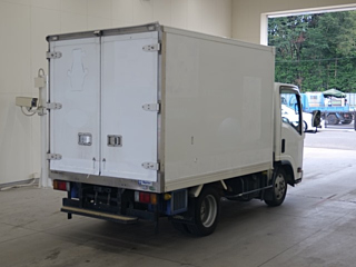 ISUZU ELF 2009