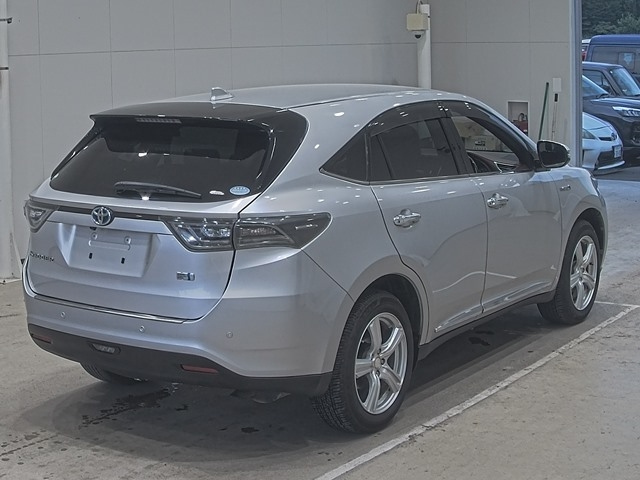 TOYOTA HARRIER 2014