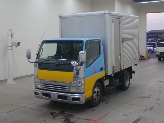 MITSUBISHI CANTER 2009