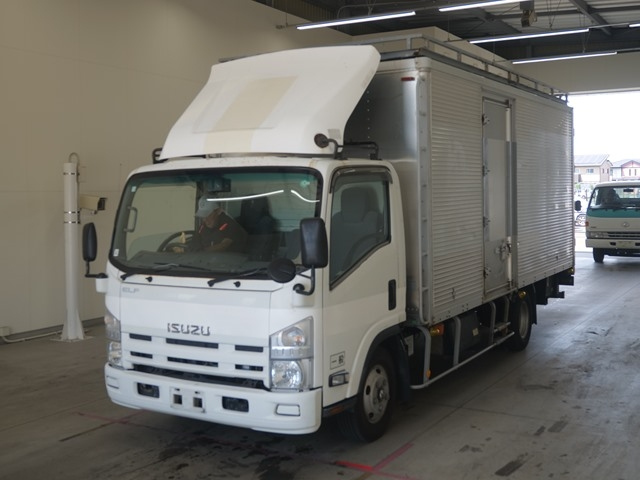 ISUZU ELF 2009