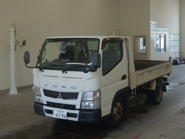 MITSUBISHI CANTER 2014