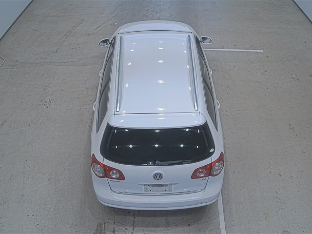 VOLKSWAGEN PASSAT VARIANT 2010