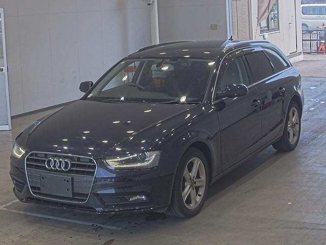 AUDI A4 2014