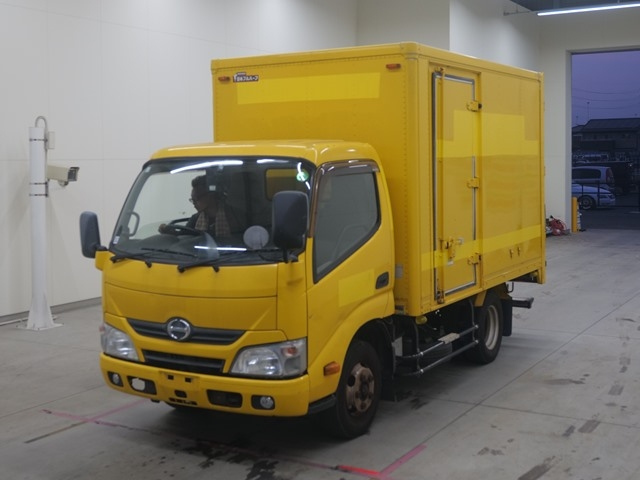 HINO DUTRO 2015
