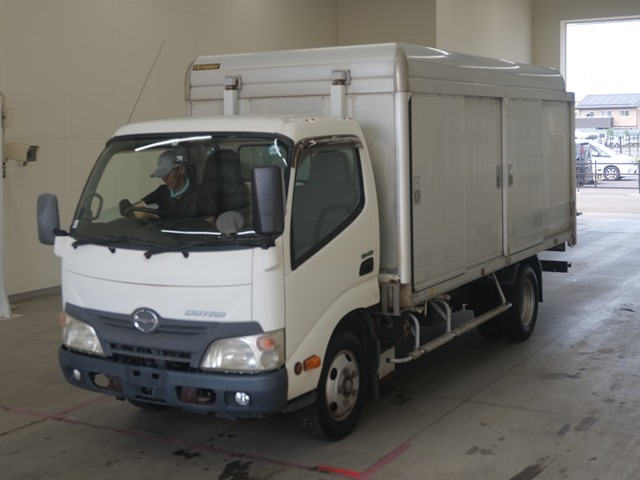 HINO DUTRO 2012