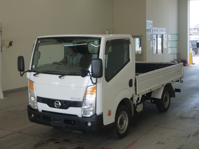 NISSAN ATLAS 2014