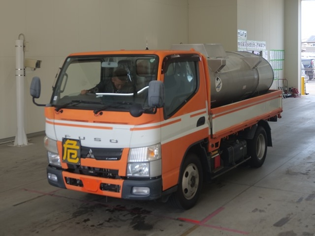 MITSUBISHI CANTER 2015