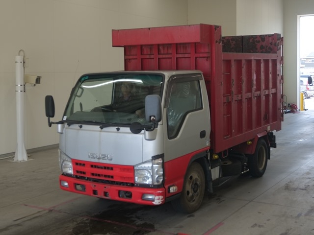 ISUZU ELF 2012