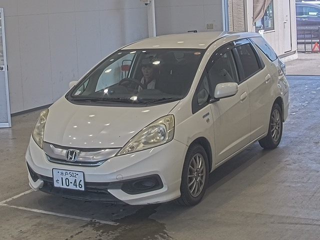 HONDA FIT SHUTTLE 2014