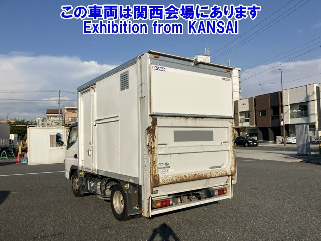 MITSUBISHI CANTER 2016