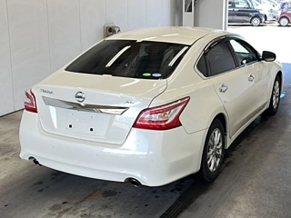 NISSAN TEANA 2016