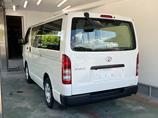 TOYOTA HIACE VAN 2022