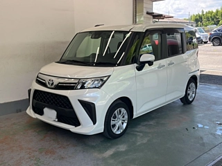 TOYOTA ROOMY 2021