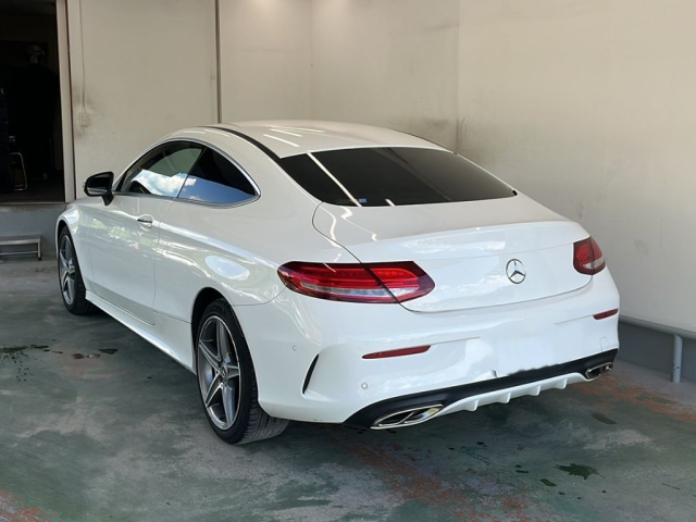 MERCEDES BENZ C CLASS 2016