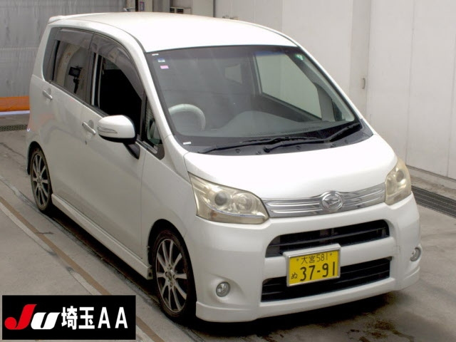 DAIHATSU MOVE 2011