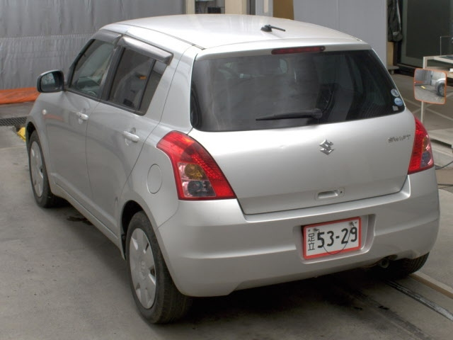 SUZUKI SWIFT 2009
