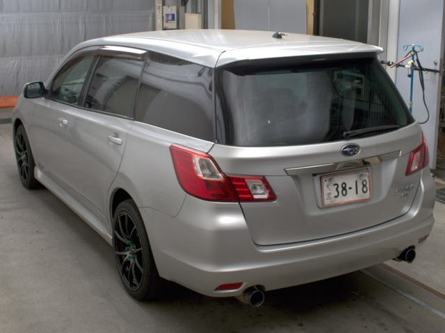 SUBARU EXIGA 2009