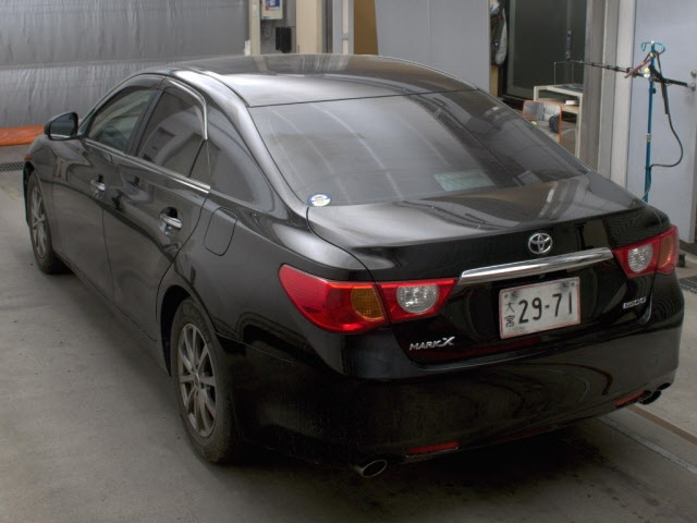 TOYOTA MARK X 2010