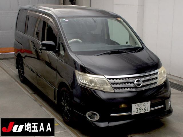 NISSAN SERENA 2010